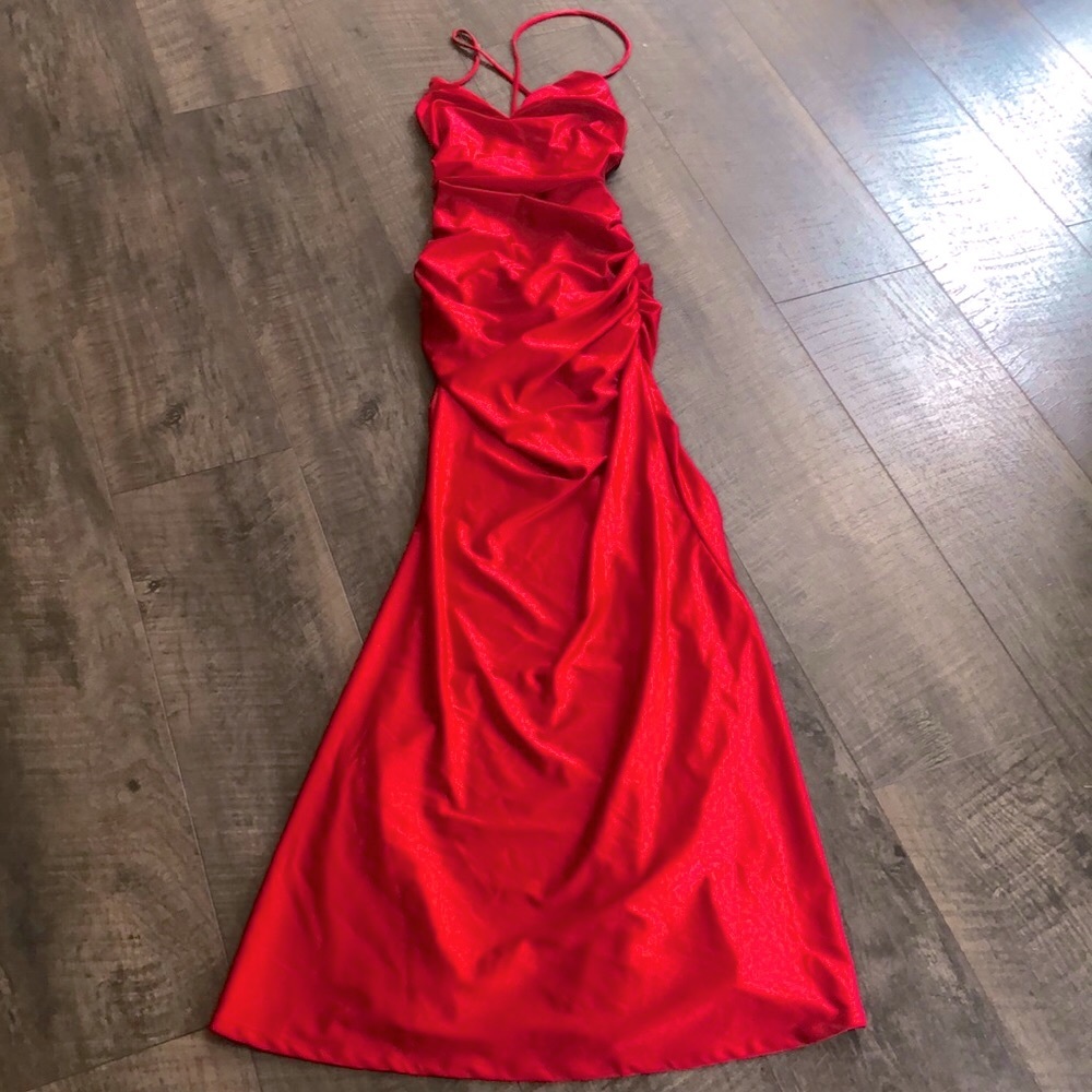 J.OUR RED PROM DRESS SIZE S - Picture 5 of 13